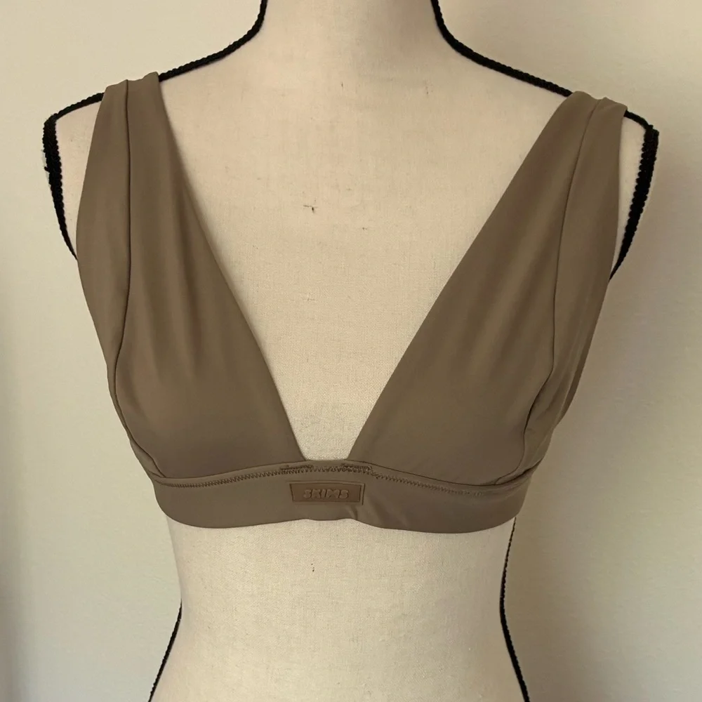 Skims Bikini Top